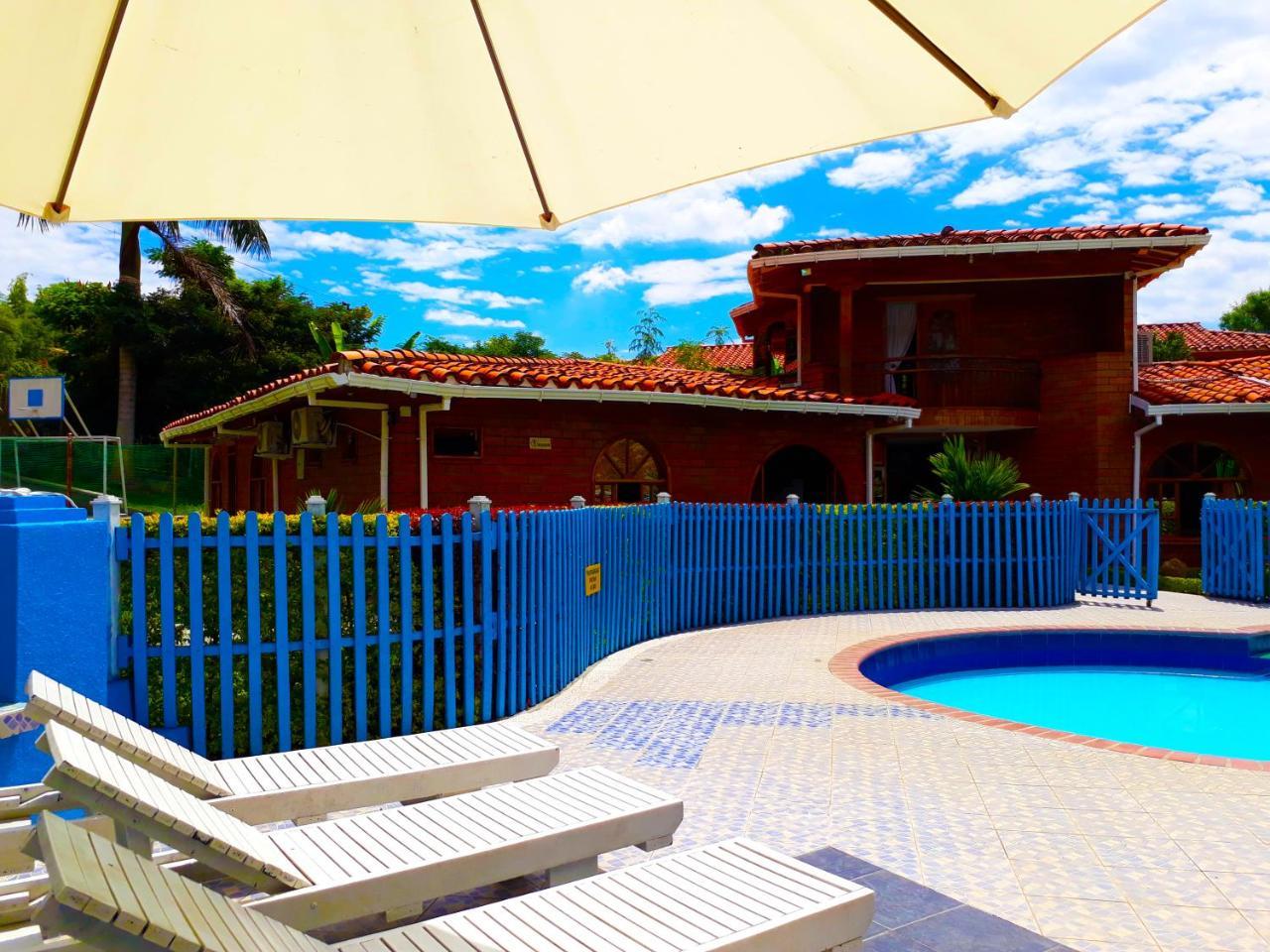 Hostal San Jorge Cerritos Luaran gambar